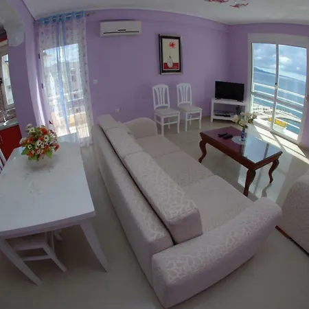 Erti's * Sarande